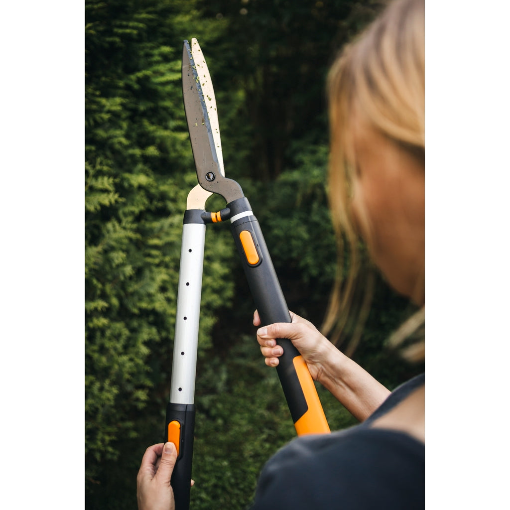 Fiskars Smartfit HS86 Telescopic Hedge Shear - Image 3 of 4