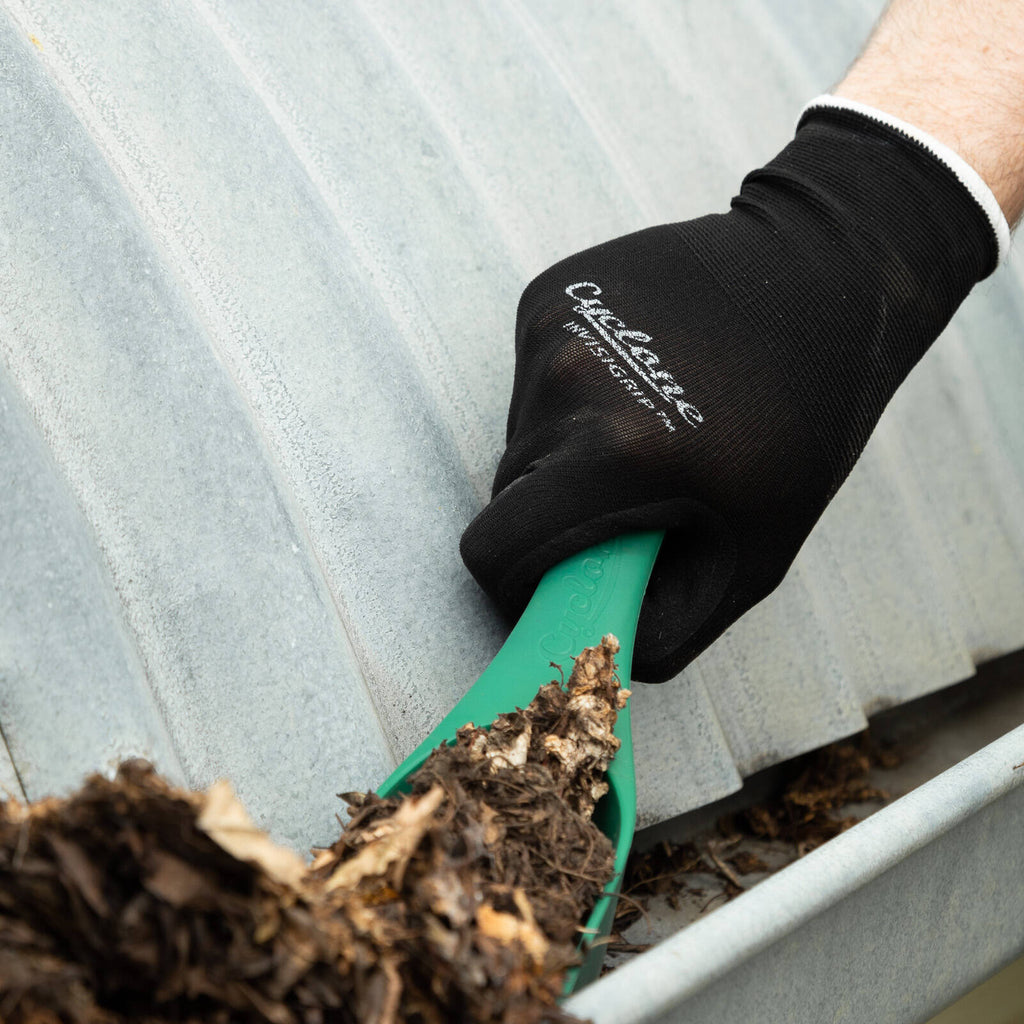 Cyclone Medium Invisigrip Tough Gardening Gloves - Image 7 of 14