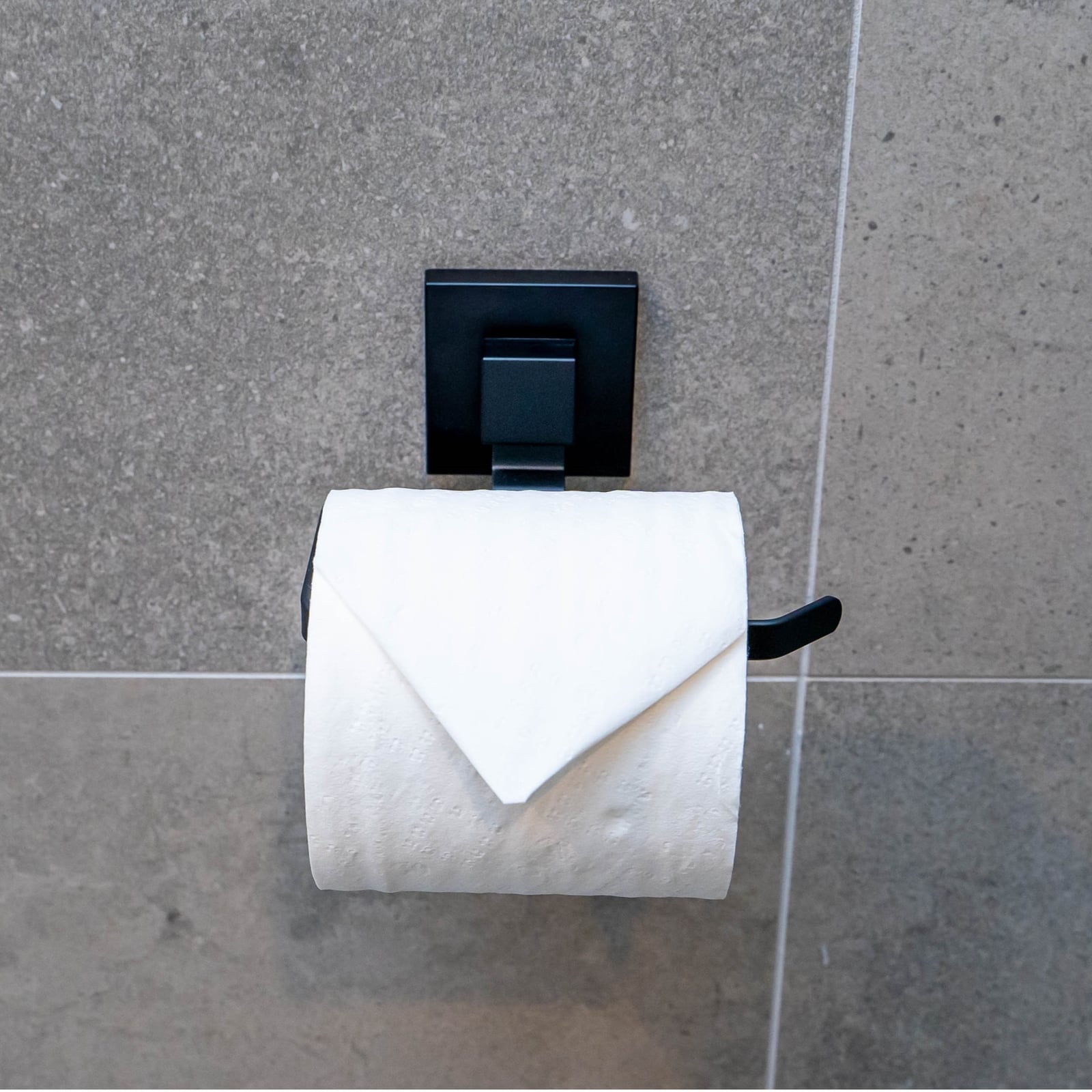 Fusion-Loc 13kg Bathroom Suction Accessory Toilet Roll Holder - Image 3 of 6