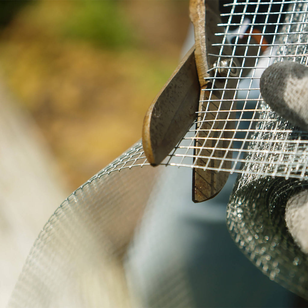 Jack 300mm x 10m Fire Guard Gutter Mesh - Image 3 of 4
