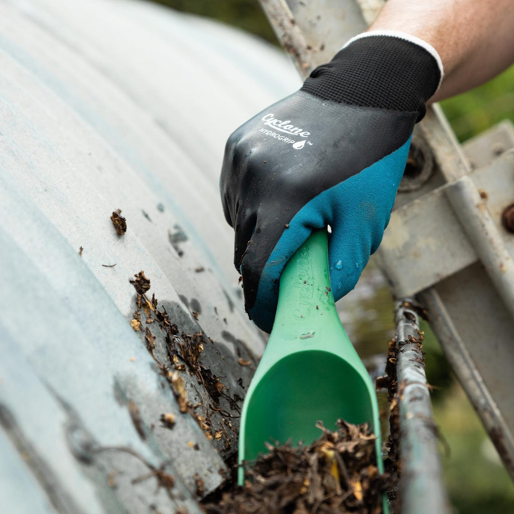 Cyclone Poly Gutter Scoop - Image 6 of 7
