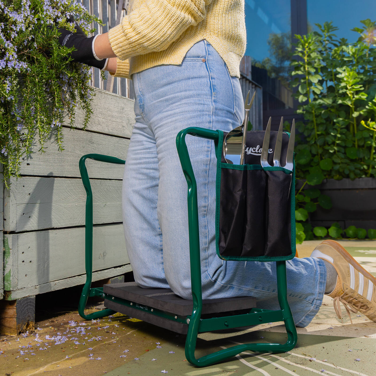 Cyclone Foldable Seat/Kneeler With Nylon Holster - Image 6 of 8