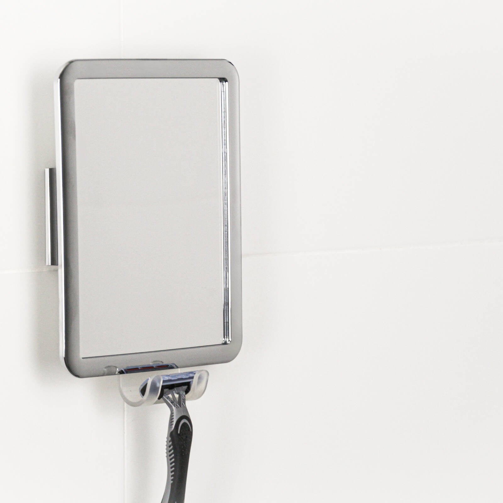Fusion-Loc Chrome Style Suction Fog Free Mirror - Image 3 of 3