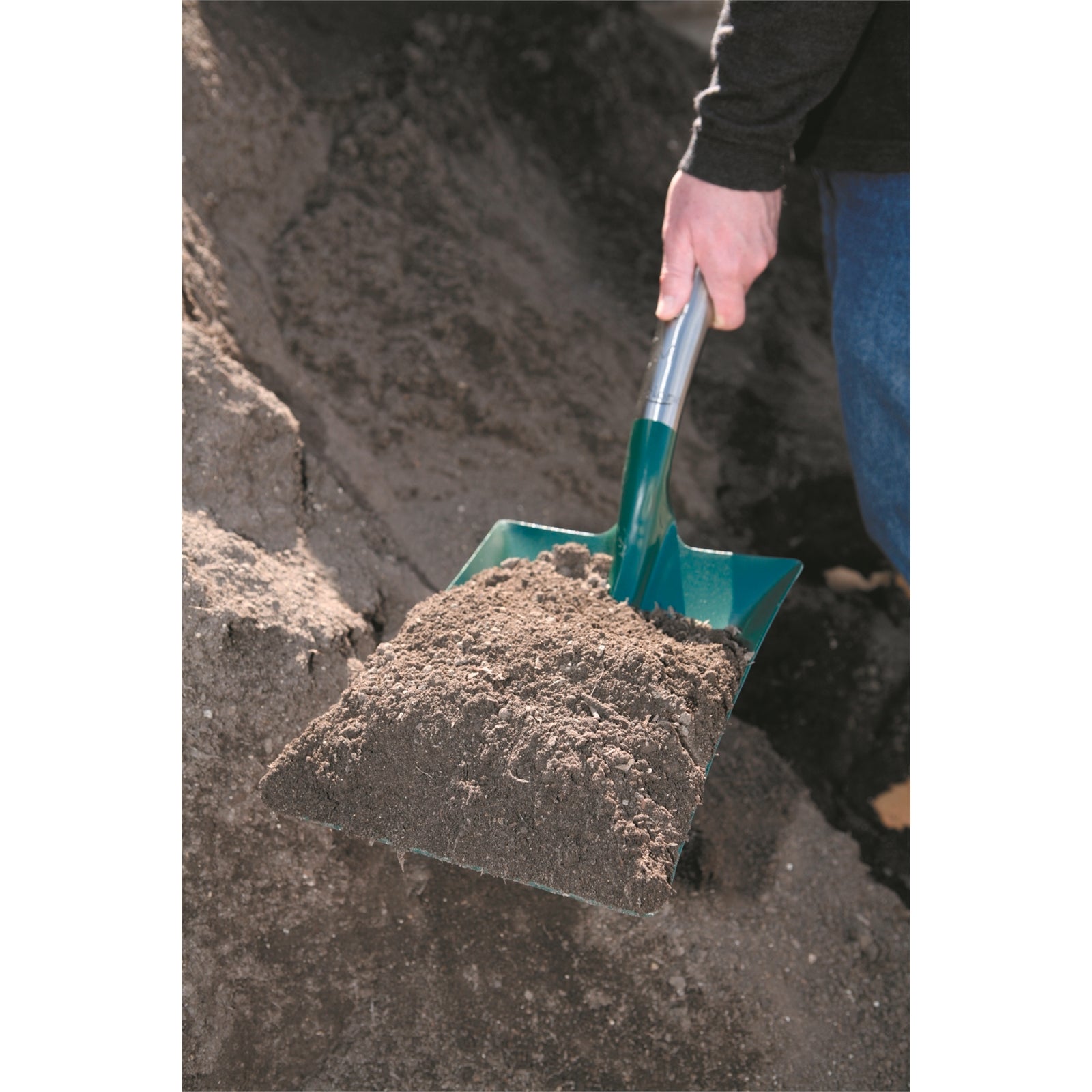Cyclone Square Mouth Short Handle Shifting Shovel - Image 2 of 2