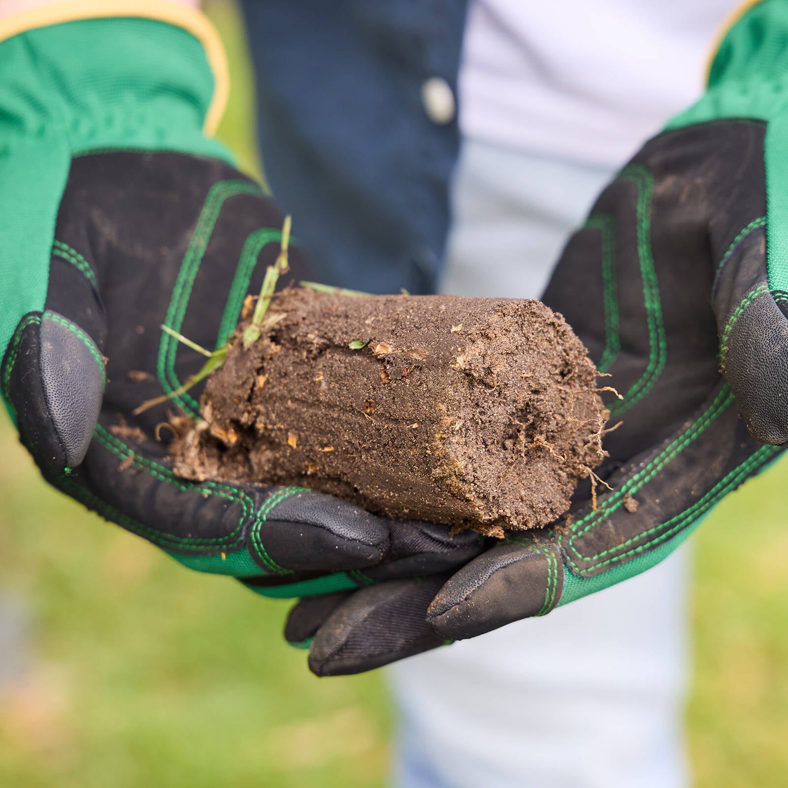 Cyclone Soil and Lawn Plugger - Image 9 of 11