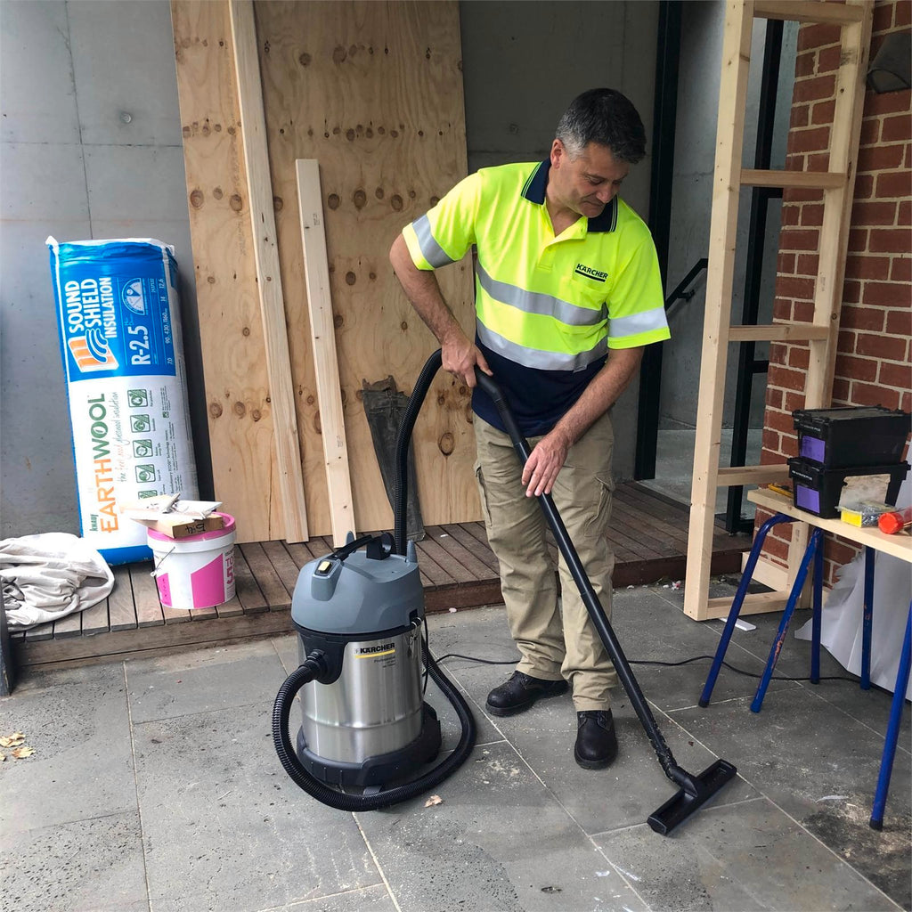Karcher 30/1 Tradie Wet and Dry Vacuum - Image 2 of 4