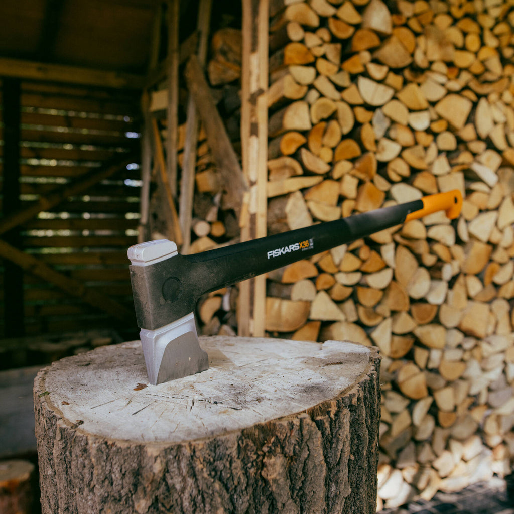 Fiskars X36 Splitting Axe L Blade - Image 8 of 12
