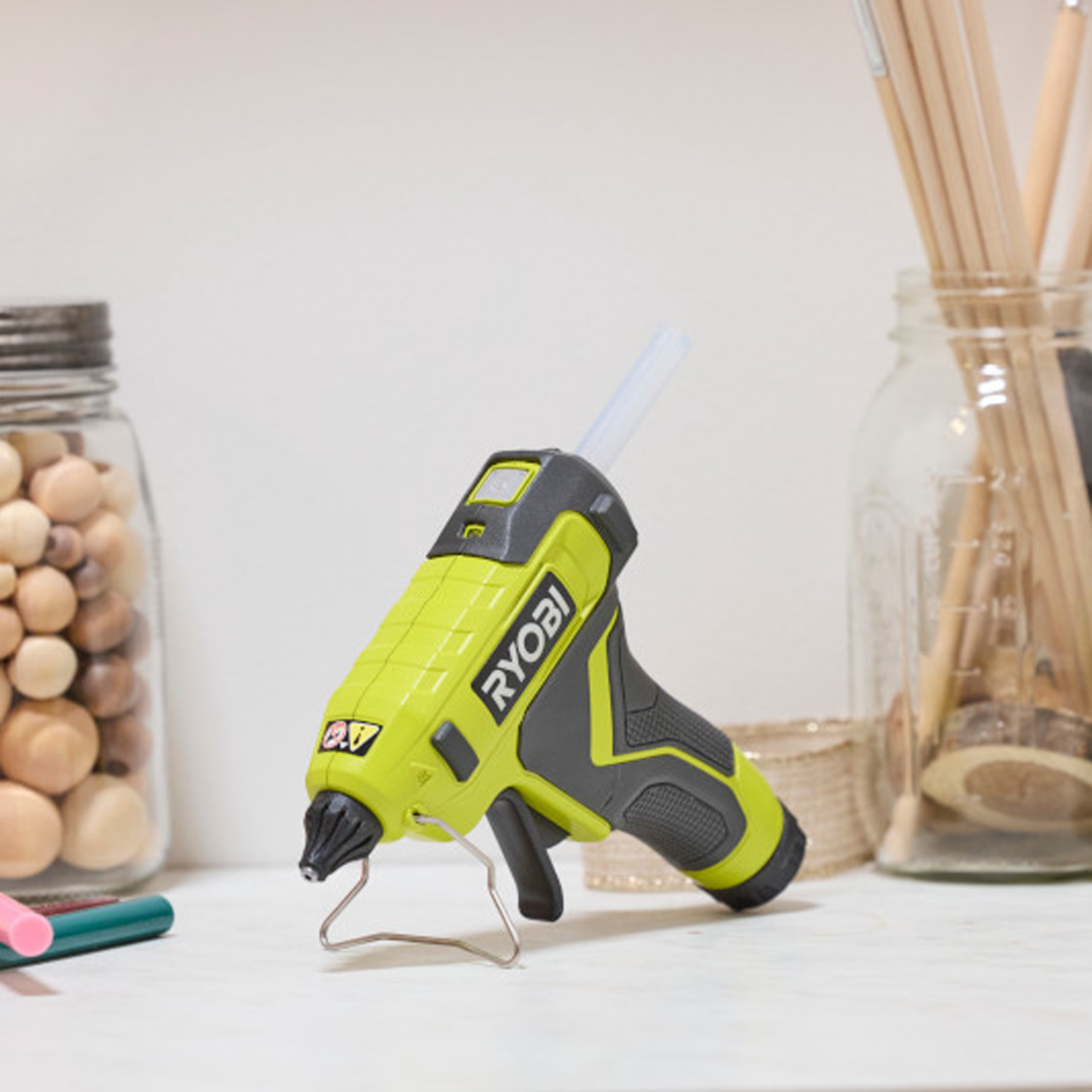 Ryobi USB Lithium Glue Tool 2Ah Kit - Image 9 of 10