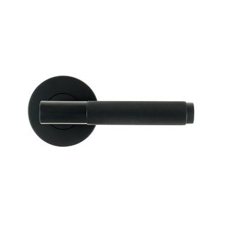 Ikonic Brushed Brass Knurled Passage Lever Set - Passage Brushed Brass