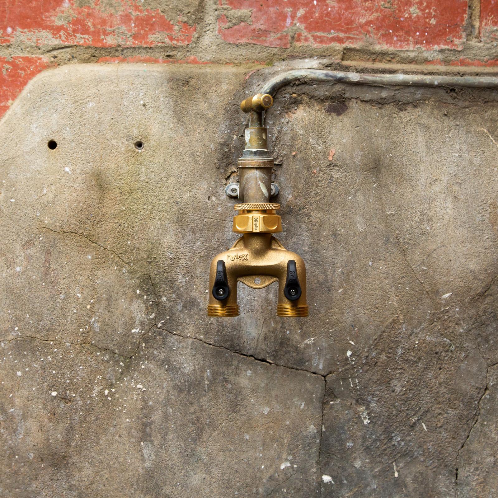 Nylex Brass Two Way Manifold - Image 6 of 11