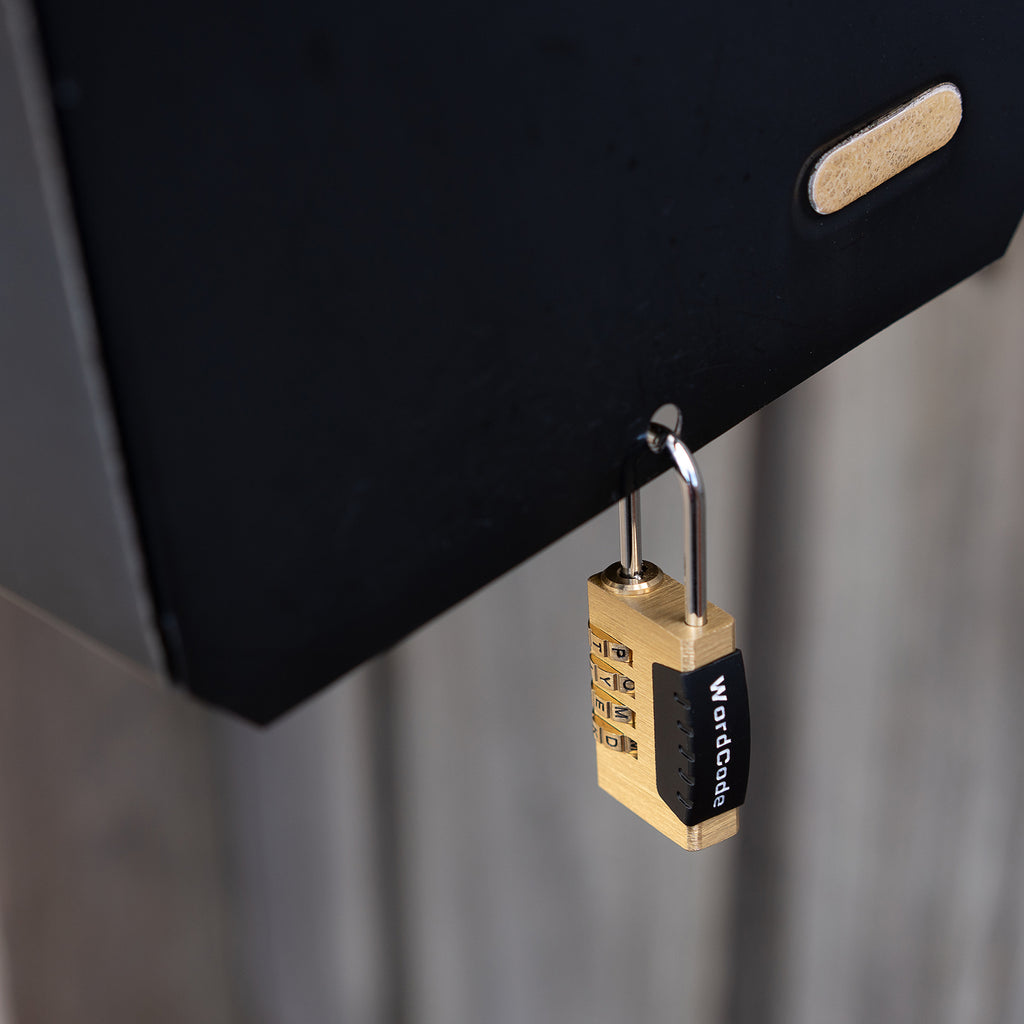 Wordcode 24mm Brass 4 Dial Resettable Padlock - Image 5 of 10