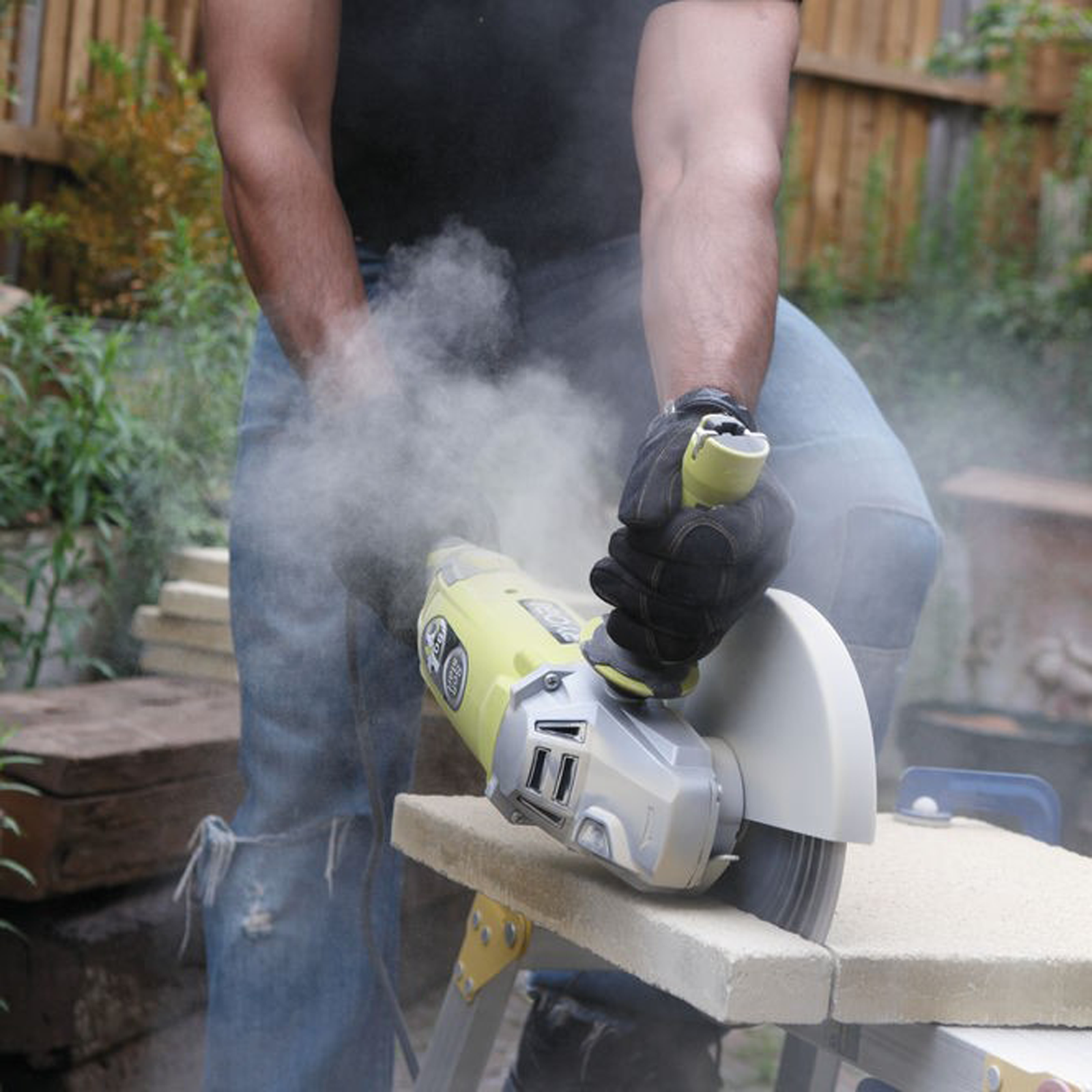 Ryobi 2000W 230mm Corded Angle Grinder EAG2023RG - Image 3 of 10