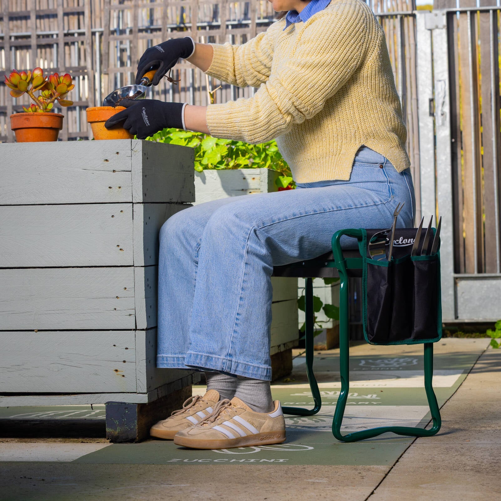 Cyclone Foldable Seat/Kneeler With Nylon Holster - Image 7 of 8