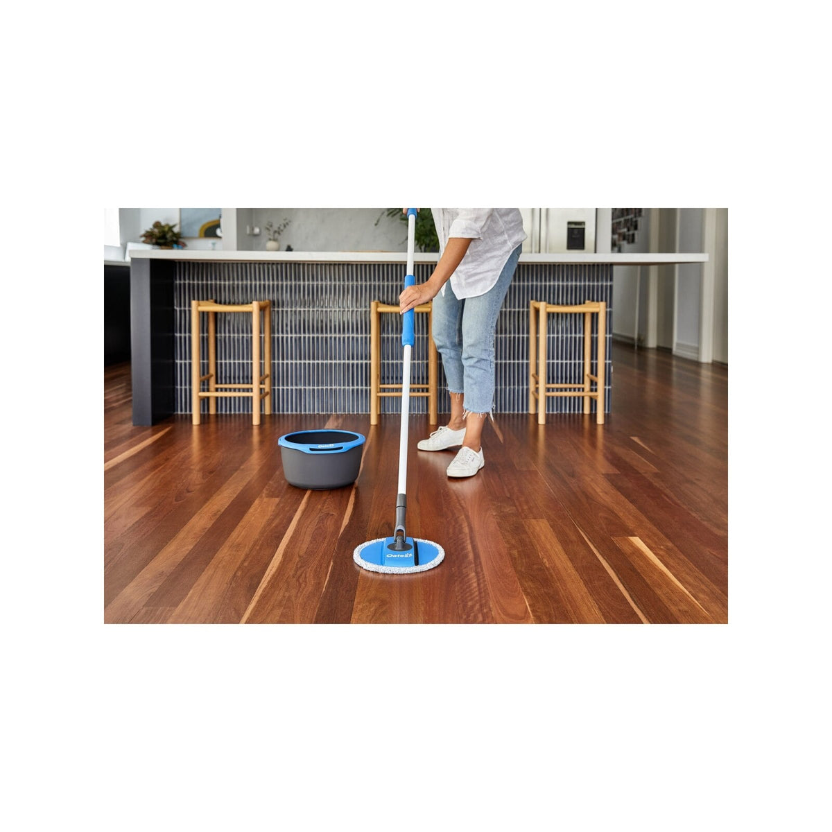 Oates Spin &amp; Clean Compact Spin Mop &amp; Bucket Set - Image 5 of 6