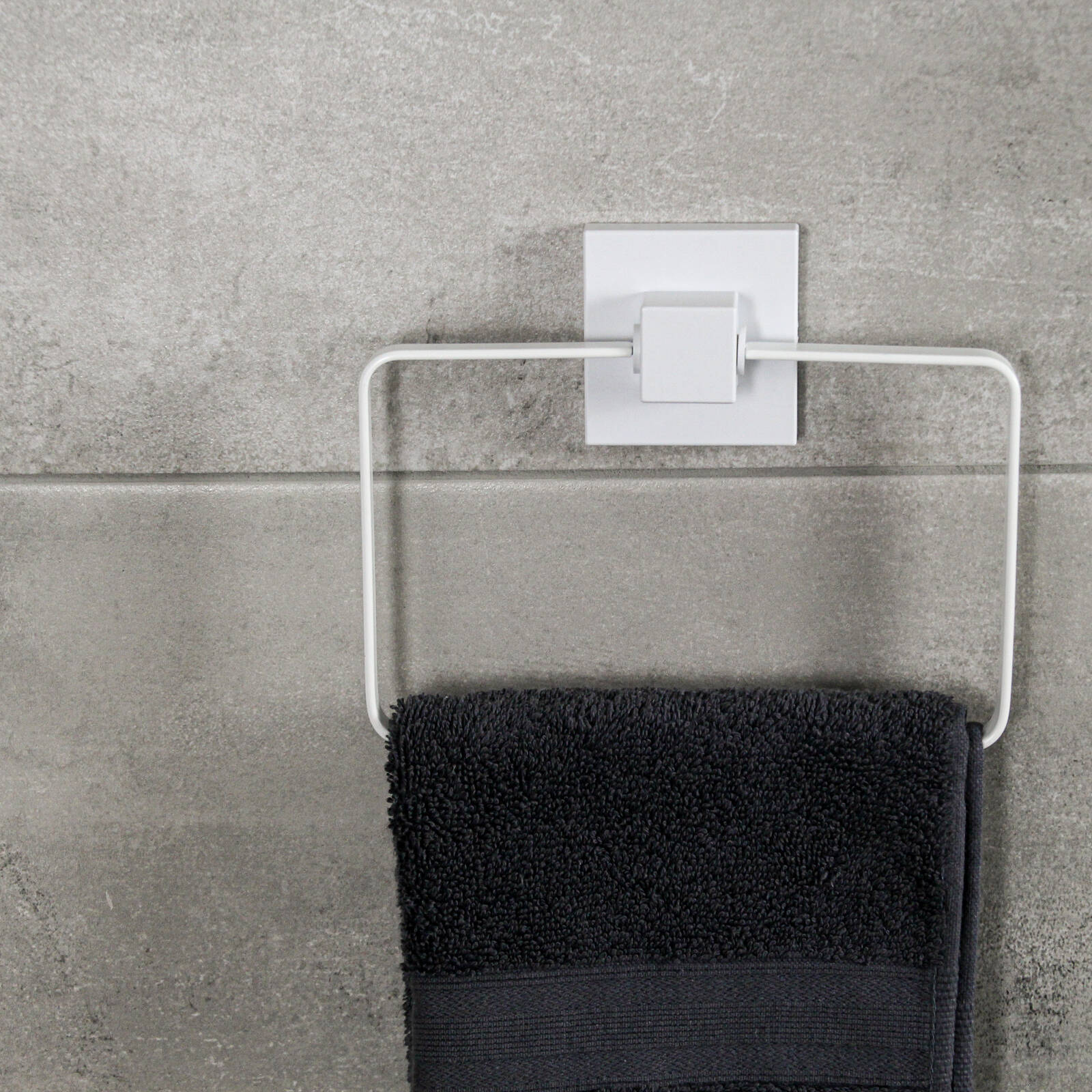 Fusion-Loc Matte White Style Suction Towel Ring - Image 3 of 3