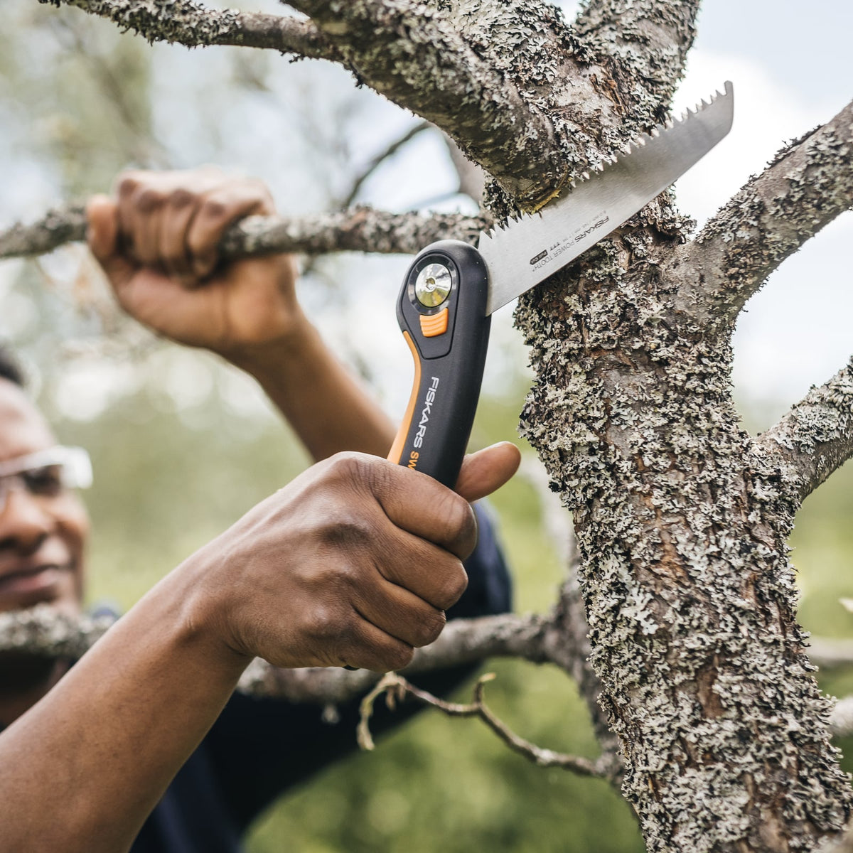 Fiskars Plus 150mm 8" Folding Pruning Saw SW68 - Image 7 of 10