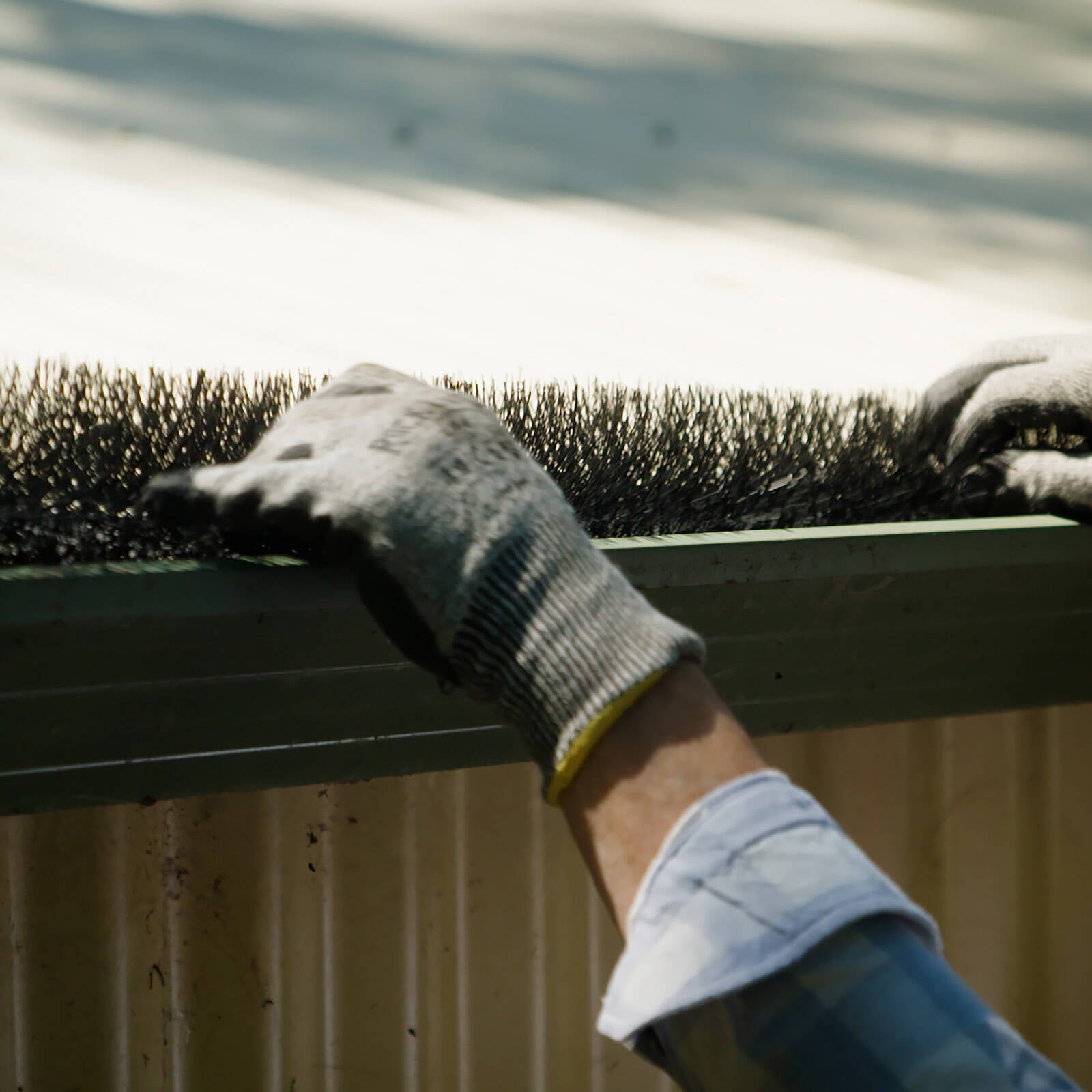 Jack 110mm Gutterguard Outdoor Fire Retardant Bristle Guard - Image 3 of 4