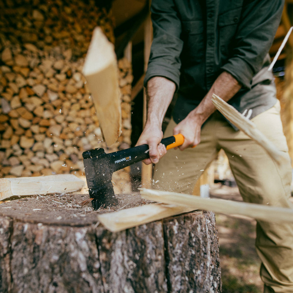 Fiskars X24 Splitting Axe M Blade - Image 5 of 9