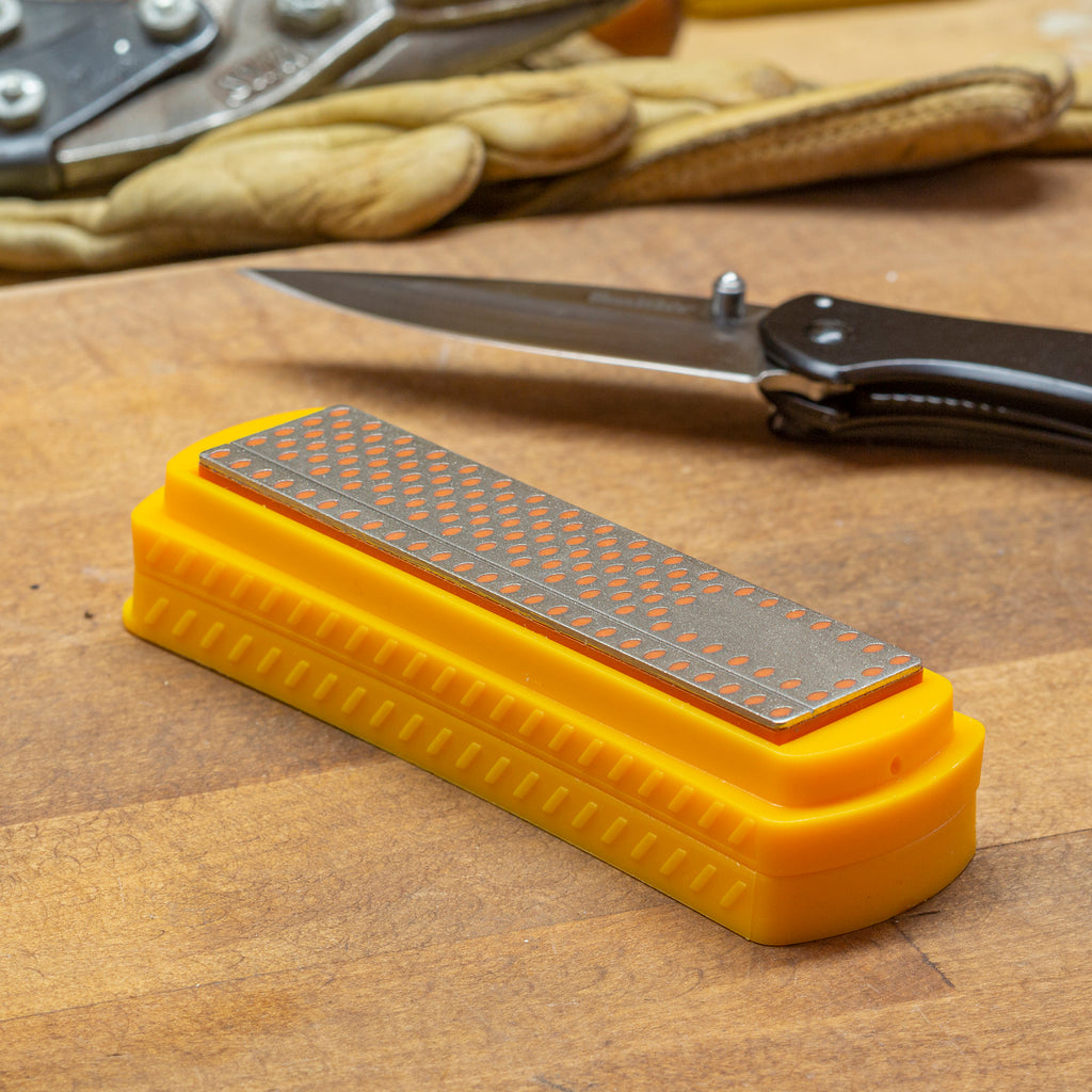 Smith's 4" Diamond Sharpening Stone with Cover - Fine - Image 3 of 10