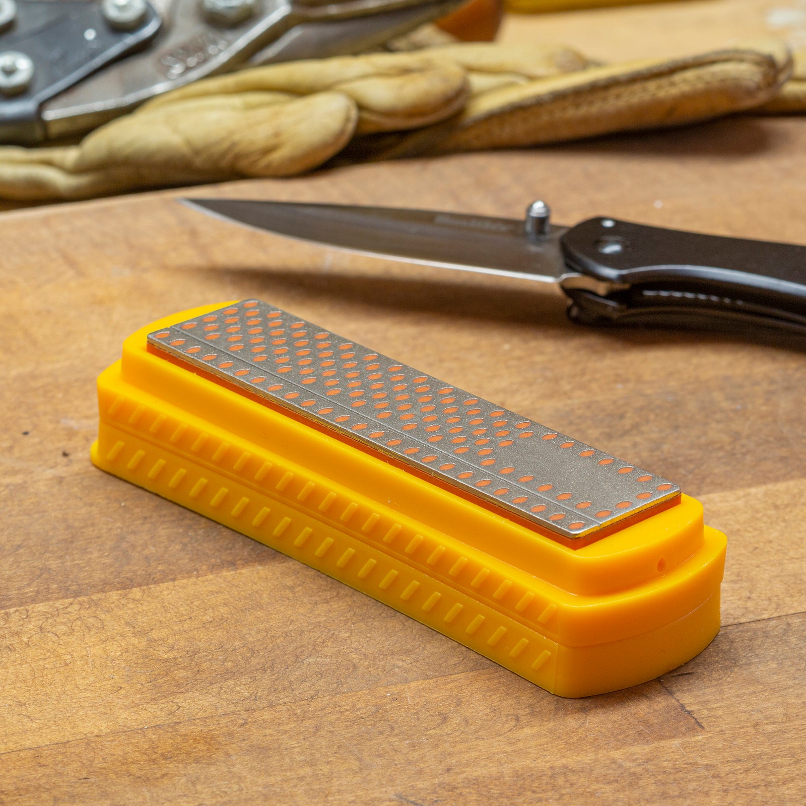 Smith's 4" Diamond Sharpening Stone with Cover - Fine - Image 3 of 10