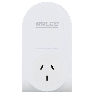 Arlec Power Adaptor with Retractable USB Cable