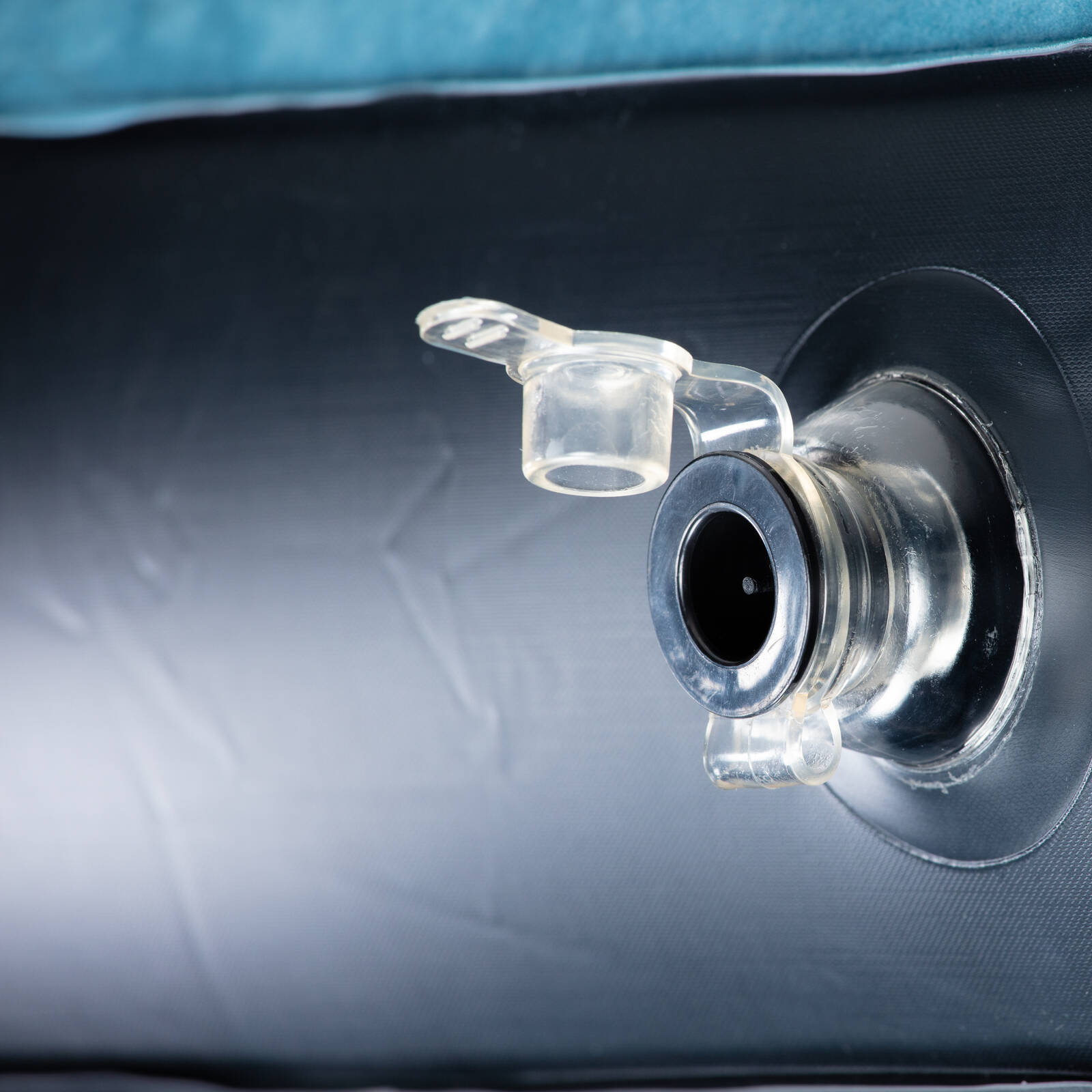 OZtrail King Single Airbed - Image 4 of 6