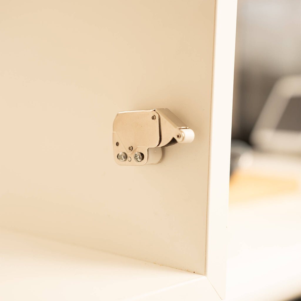 Taskmaster 37mm White Slimline Mini Latch - Image 5 of 6