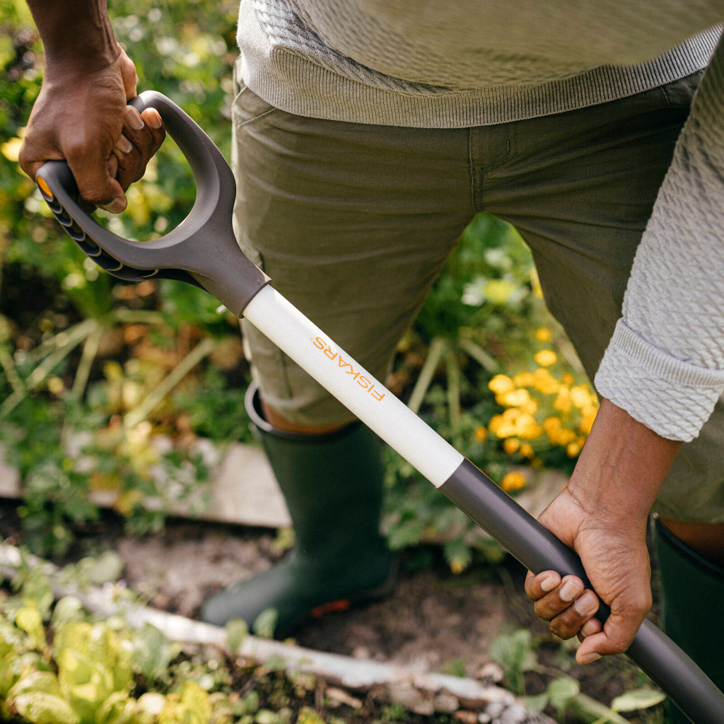 Fiskars White Digging Fork - Image 5 of 7