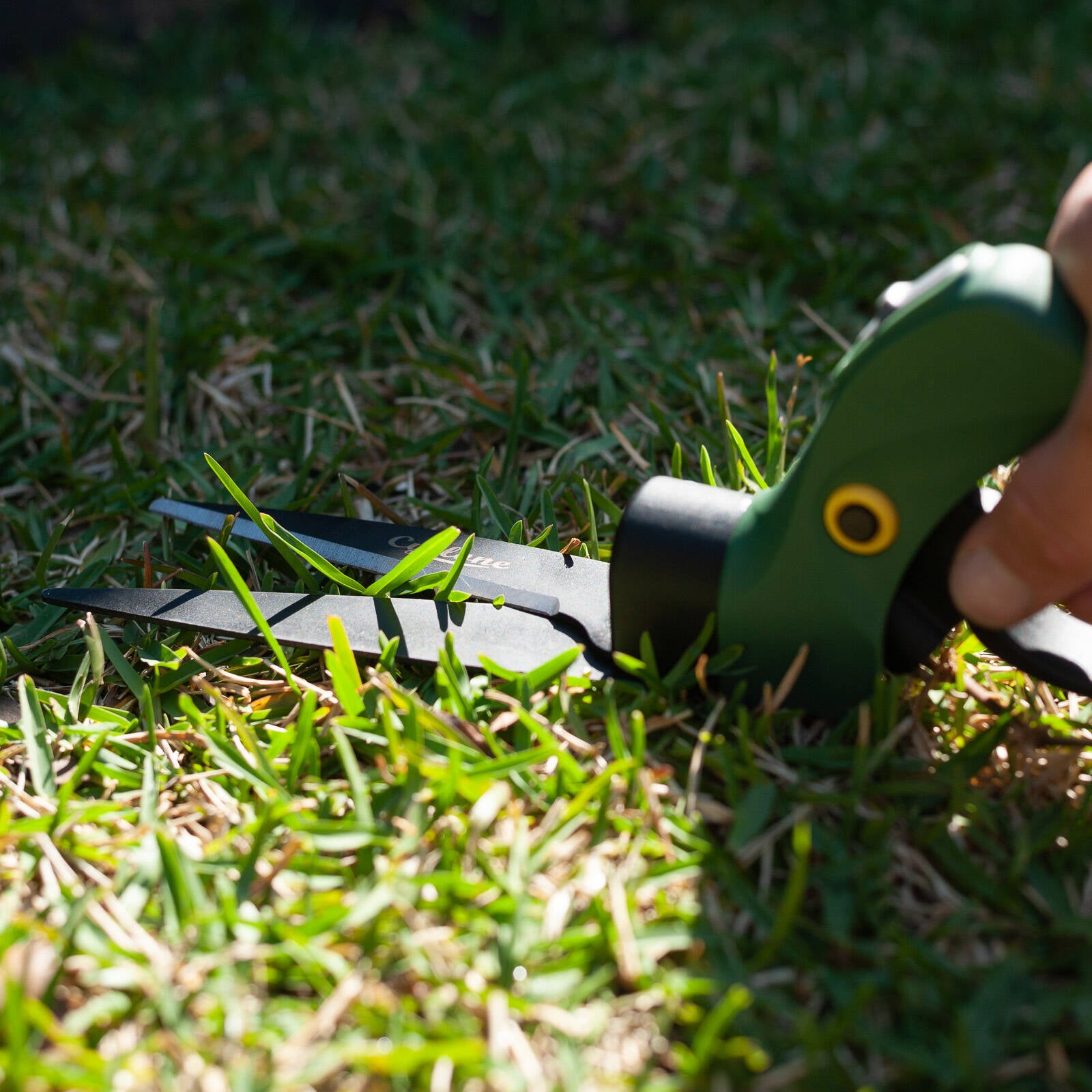 Cyclone Grass Shears - Image 3 of 3