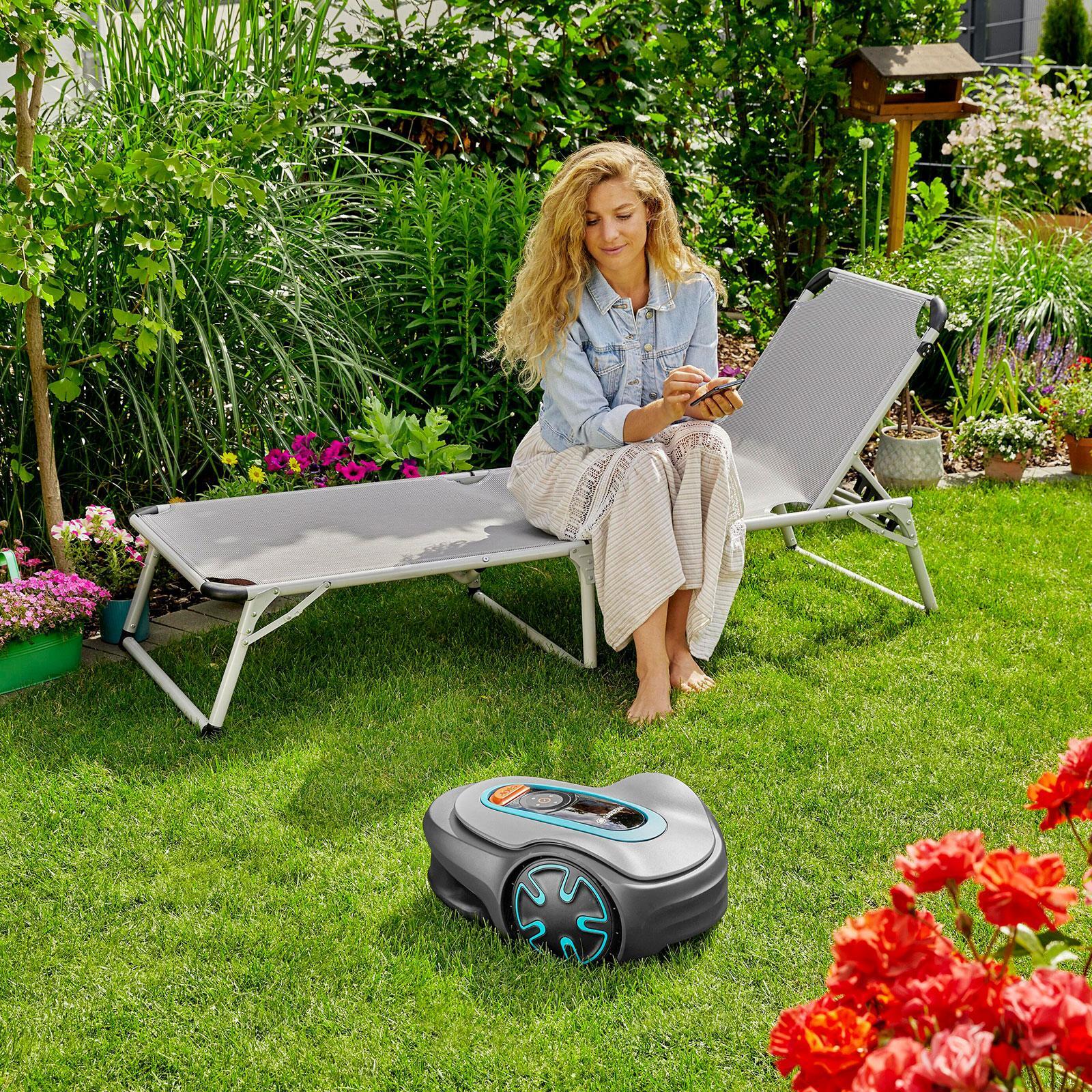 Gardena Sileno Minimo 250 Robotic Lawnmower - Image 3 of 8