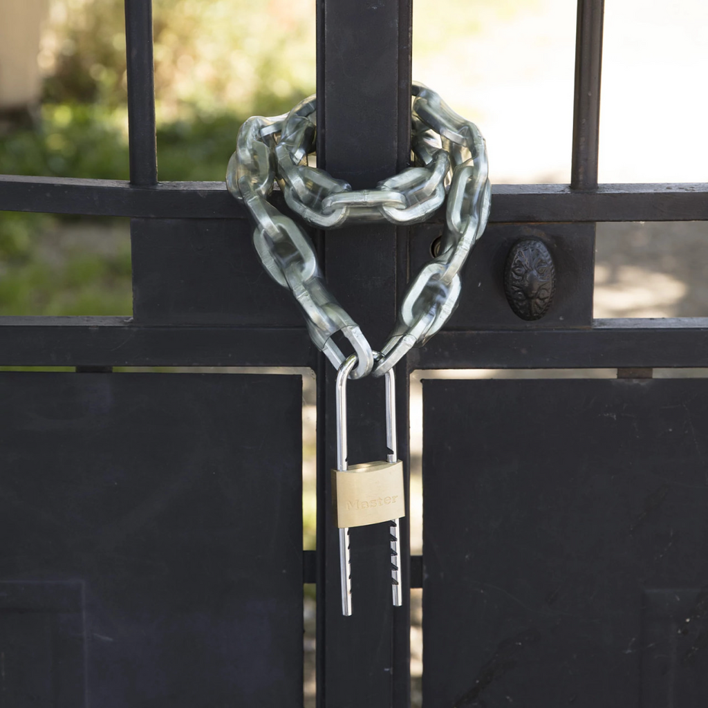 MasterLock 50mm Solid Brass Adjustable Shackle Padlock - Image 17 of 20