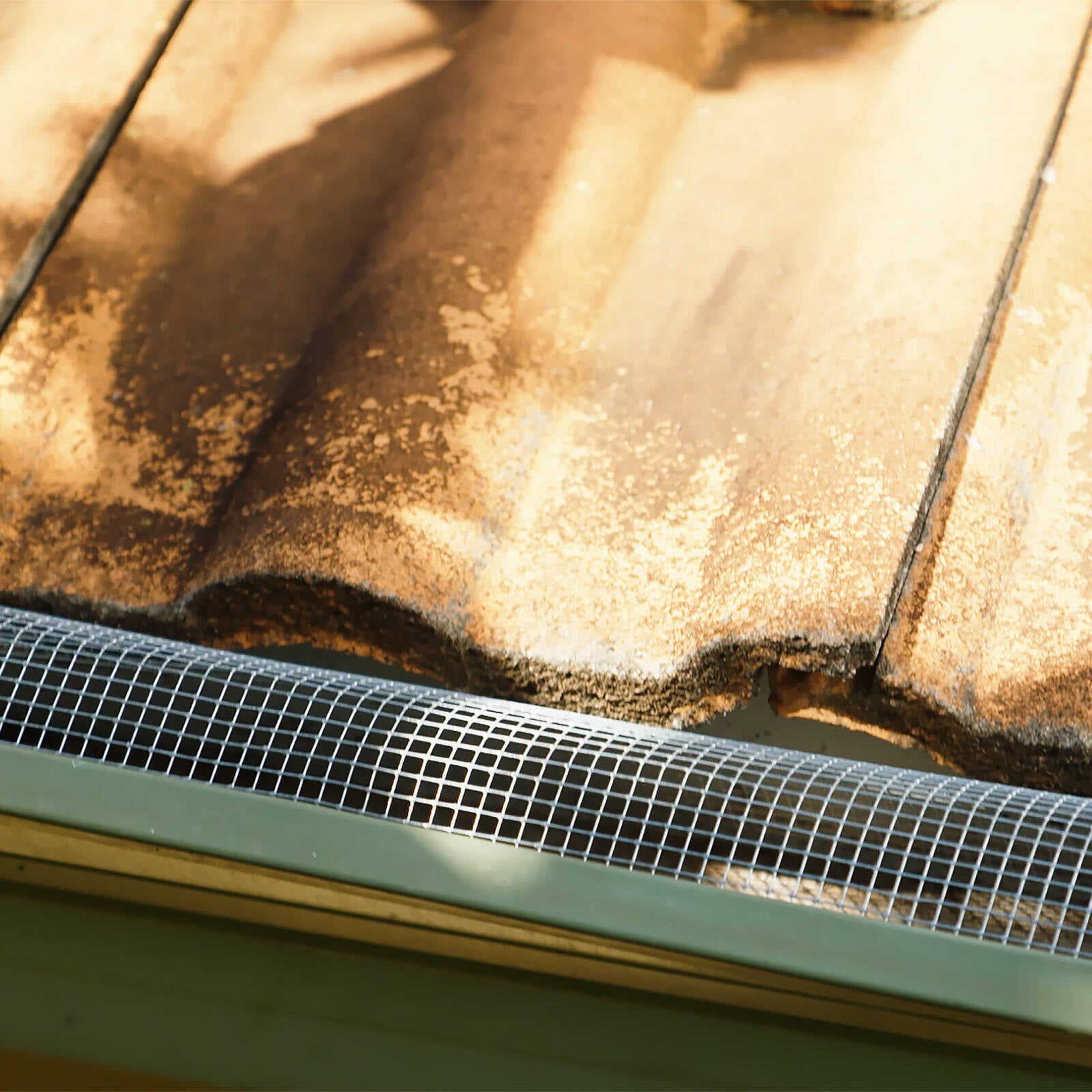 Jack 300mm x 10m Fire Guard Gutter Mesh - Image 4 of 4